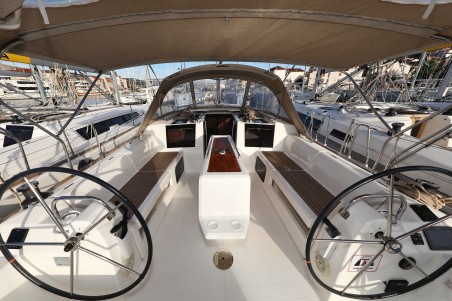 Dufour 412 GL | Yacht Charter Croatia | Travelboat