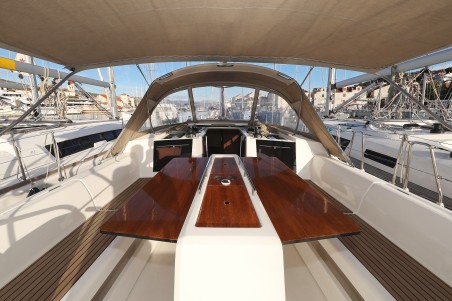 Dufour 412 GL | Yacht Charter Croatia | Travelboat