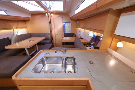 Dufour 412 GL | Yacht Charter Croatia | Travelboat