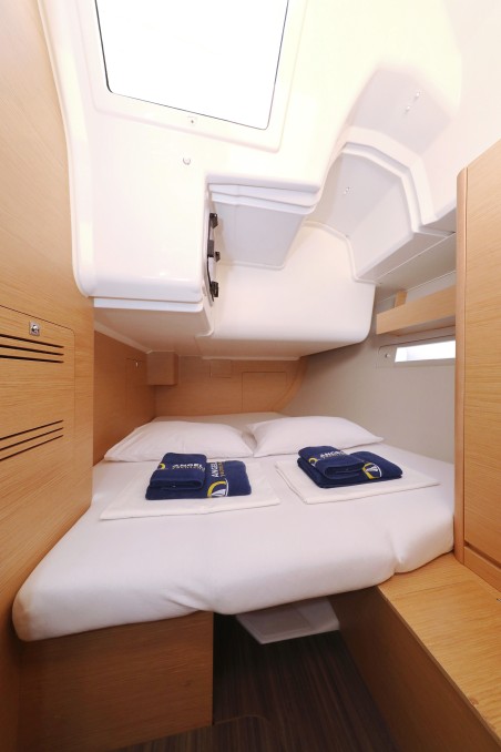 Dufour 412 GL | Yacht Charter Croatia | Travelboat