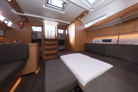 Dufour 412 GL | Yacht Charter Croatia | Travelboat