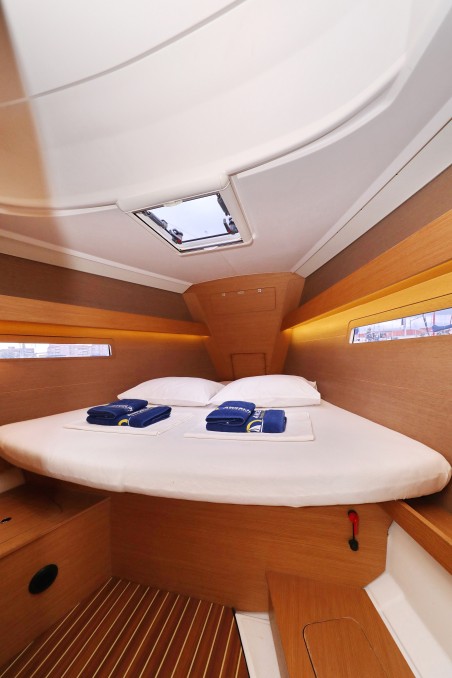 Dufour 412 GL | Yacht Charter Croatia | Travelboat