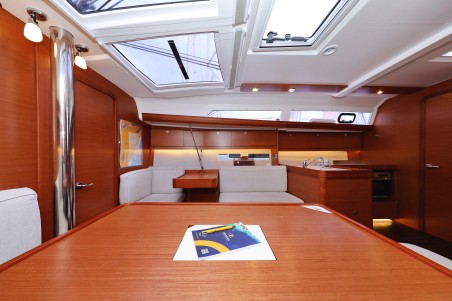 Dufour Yachts Dufour 412 GL Mona