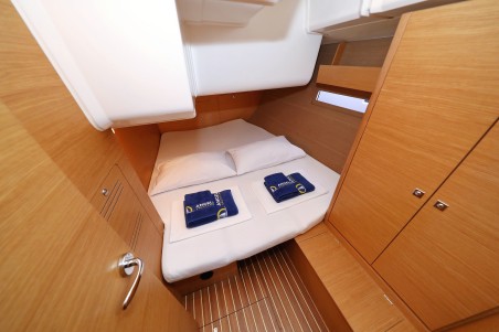 Dufour 412 GL | Yacht Charter Croatia | Travelboat