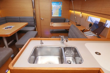 Dufour 412 GL | Yacht Charter Croatia | Travelboat