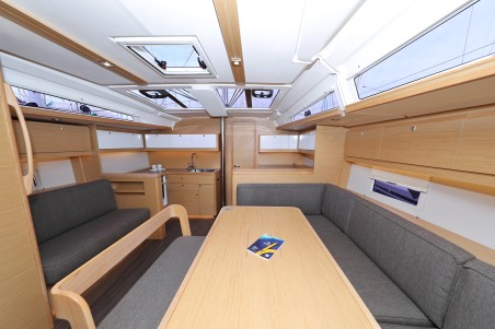 Dufour 430 | Yacht Charter Croatia | Travelboat