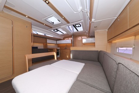 Dufour 430 | Yacht Charter Croatia | Travelboat