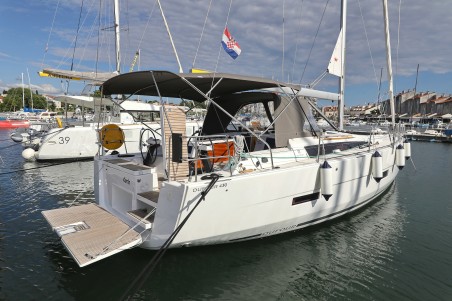 Dufour Yachts Dufour 430 Karla