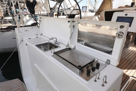 Dufour Yachts Dufour 430 GL Adriatic Office