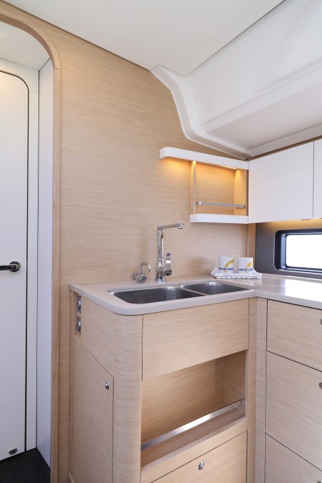 Dufour Yachts Dufour 44 - 4 cab Full Moon