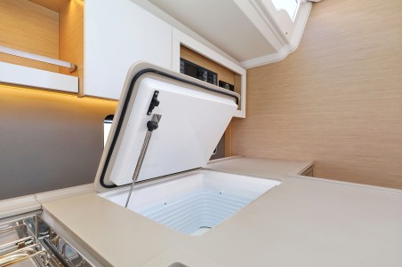 Dufour Yachts Dufour 44 - 4 cab Scooby Doo