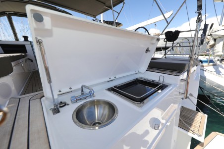 Dufour Yachts Dufour 44 - 4 cab Scooby Doo
