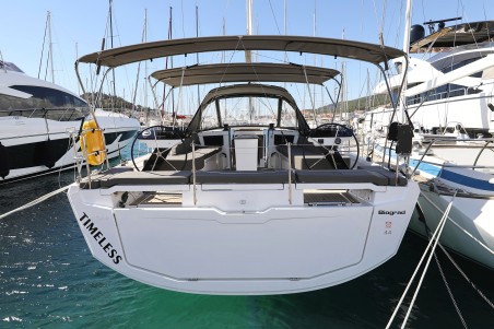 Dufour Yachts Dufour 44 - 4 cab Timeless