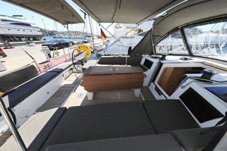 Dufour Yachts Dufour 44 - 4 cab Timeless