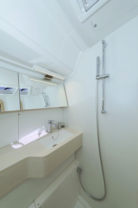 Dufour Yachts Dufour 44 - 4 cab Timeless