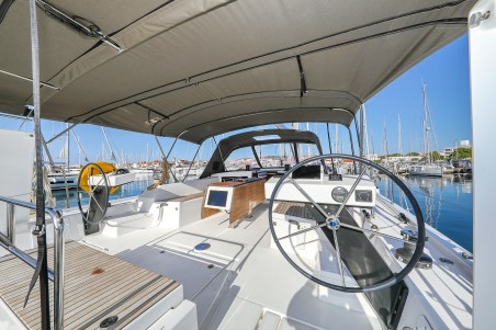Dufour Yachts Dufour 470 - 3 cab. Amber
