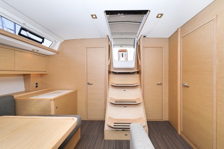 Dufour Yachts Dufour 470 - 3 cab. Amber