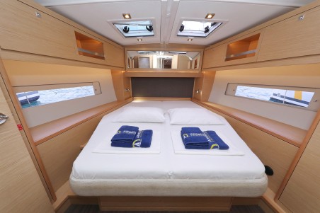 Dufour Yachts Dufour 470 - 3 cab. Amber