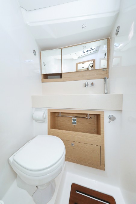 Dufour Yachts Dufour 470 - 3 cab. Amber