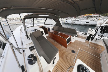 Dufour 470 | Czarter jachtu Chorwacja | Travelboat