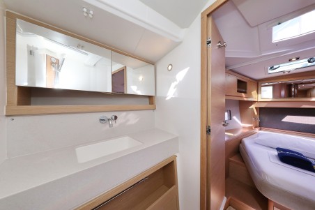 Dufour 470 | Czarter jachtu Chorwacja | Travelboat