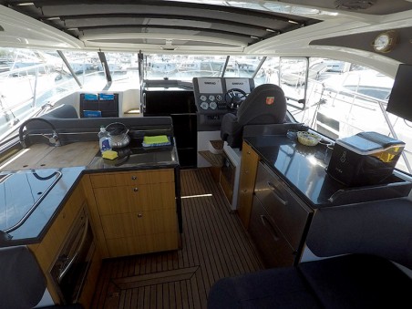 Marex 360 Cabriolet Cruiser | Czarter jachtu Chorwacja | Travelboat