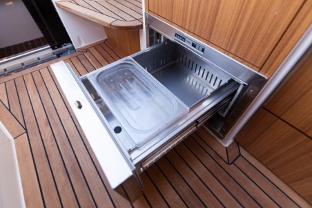 Marex 360 Cabriolet Cruiser | Czarter jachtu Chorwacja | Travelboat