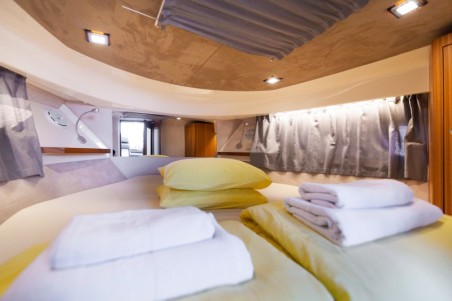 Marex 360 Cabriolet Cruiser | Czarter jachtu Chorwacja | Travelboat