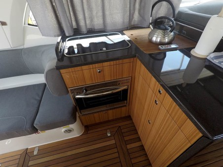 Marex 360 Cabriolet Cruiser | Czarter jachtu Chorwacja | Travelboat