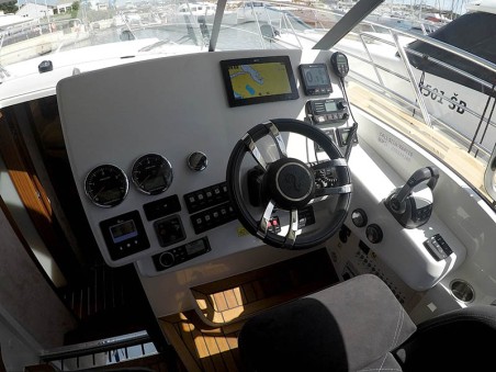 Marex 360 Cabriolet Cruiser | Czarter jachtu Chorwacja | Travelboat