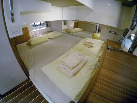 Marex 360 Cabriolet Cruiser | Czarter jachtu Chorwacja | Travelboat