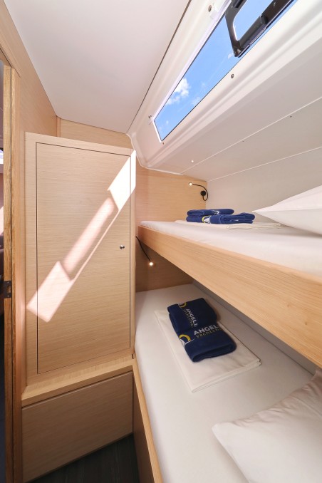 Dufour Yachts Dufour 470 - 5 cab. Blue Wave