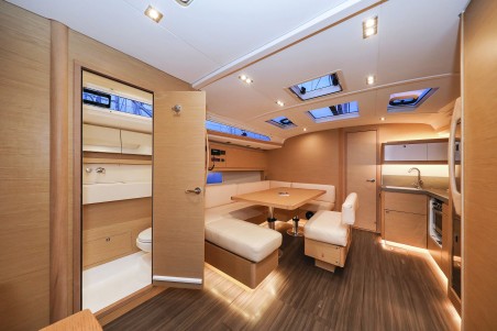 Dufour Yachts Dufour 470 - 5 cab. Chill Course