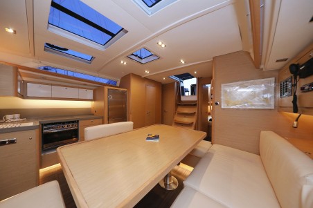 Dufour Yachts Dufour 470 - 5 cab. Chill Course