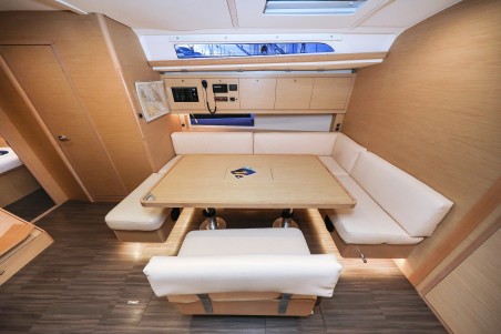 Dufour Yachts Dufour 470 - 5 cab. Chill Course