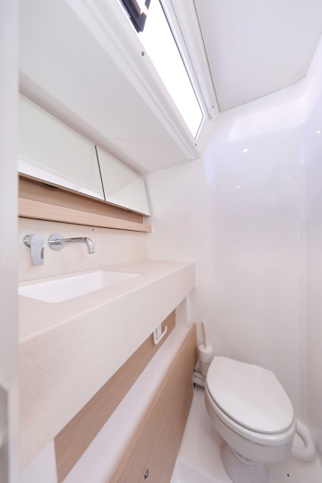 Dufour Yachts Dufour 470 - 5 cab. Shore Thing