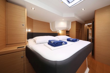 Dufour Yachts Dufour 48 Catamaran - 5 + 1 cab. Believe