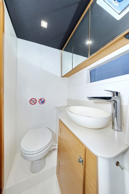 Dufour Yachts Dufour 48 Catamaran - 5 + 1 cab. Make Me Yours