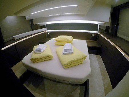 Prestige 420 Fly | Yacht Charter Croatia | Travelboat