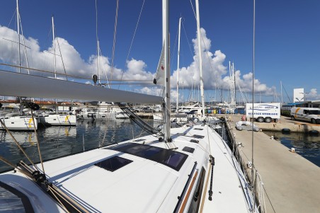 Dufour Yachts Dufour 530 - 6 cab. Graceful Dancer