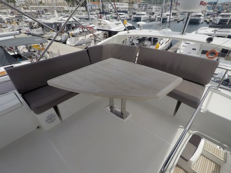 Prestige 500 Fly | Czarter jachtu Chorwacja | Travelboat