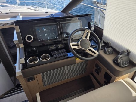 Prestige 520 Flybridge | Yacht Charter Croatia | Travelboat