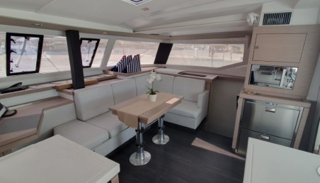 Fountaine Pajot Fountaine Pajot Astrea 42 - 4 + 1 cab. Crazy Diamond