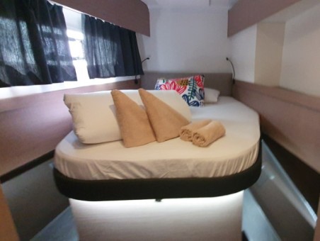 Fountaine Pajot Fountaine Pajot Astrea 42 - 4 + 1 cab. Crazy Diamond