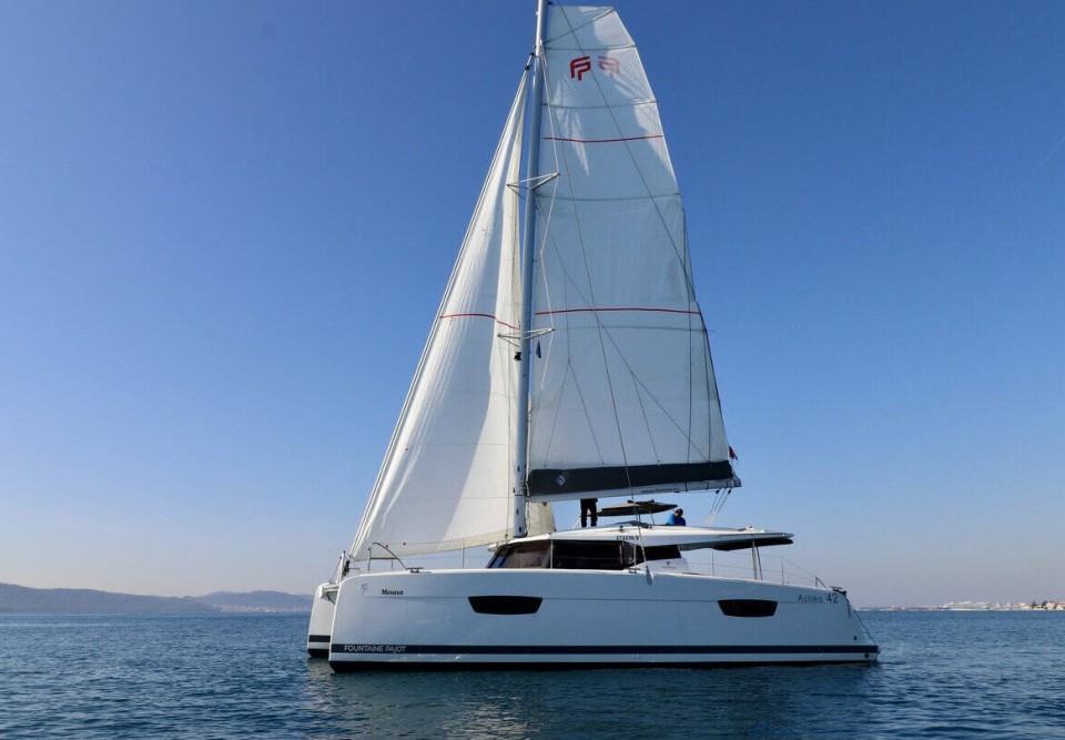 Fountaine Pajot Fountaine Pajot Astrea 42 - 4 + 2 cab. Mouse