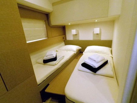 Prestige 620 S | Czarter jachtu Chorwacja | Travelboat