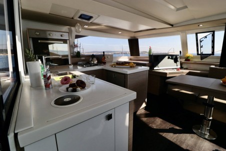 Fountaine Pajot Fountaine Pajot Astrea 42 - 4 + 2 cab. Mouse
