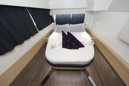 Fountaine Pajot Fountaine Pajot Astrea 42 - 4 + 2 cab. Ocean Runner