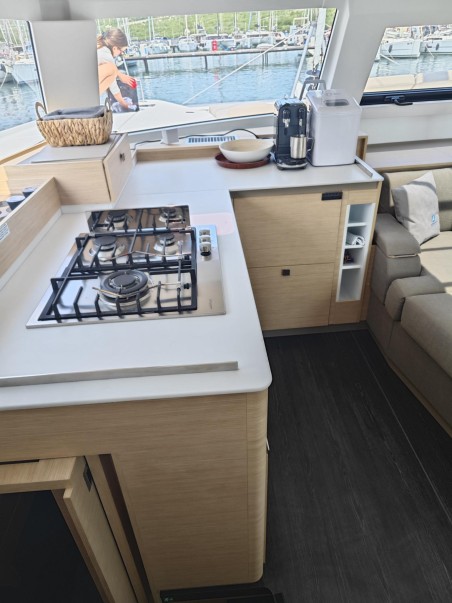 Fountaine Pajot Fountaine Pajot Elba 45 - 3 cab. Caramita