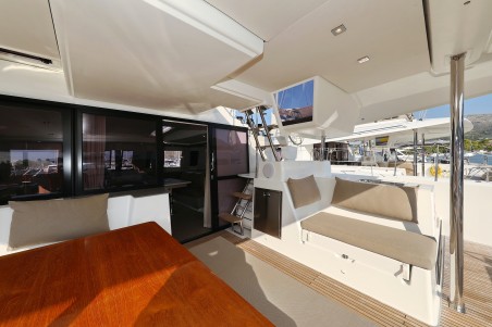 Fountaine Pajot Fountaine Pajot Saba 50 - 6 + 1 cab. Poco Loco